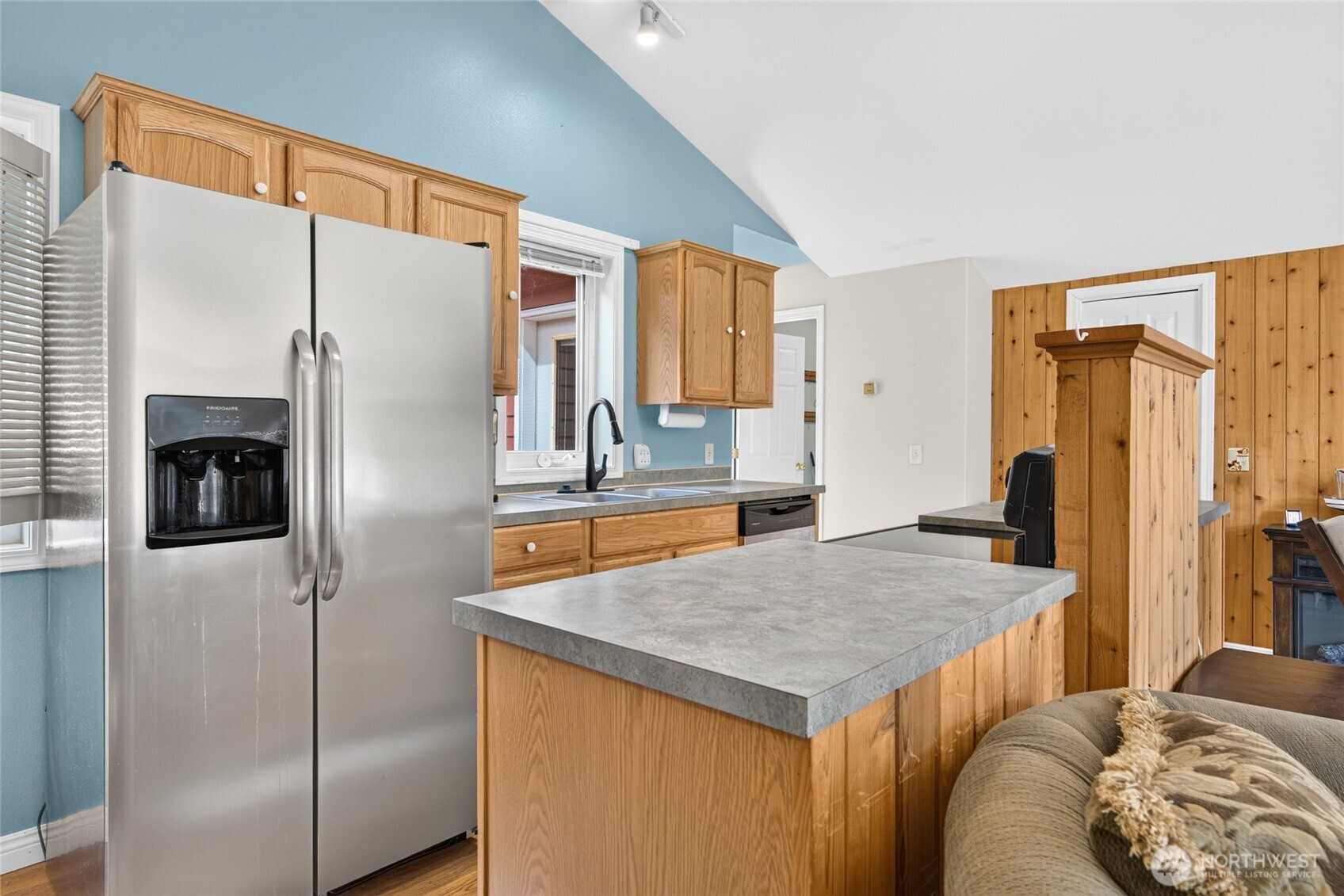 19506 U Place Property Photo 11