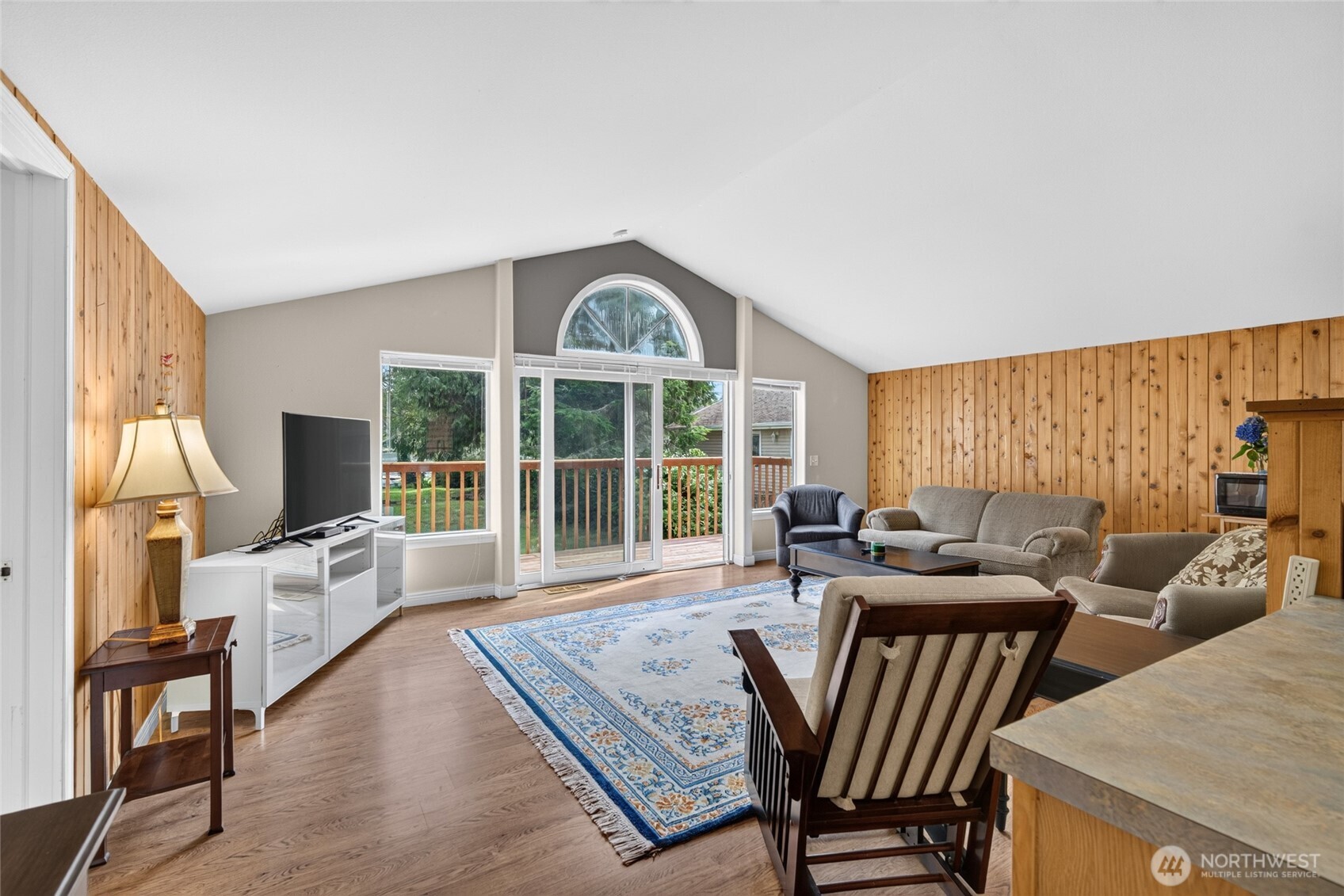 19506 U Place Property Photo 14