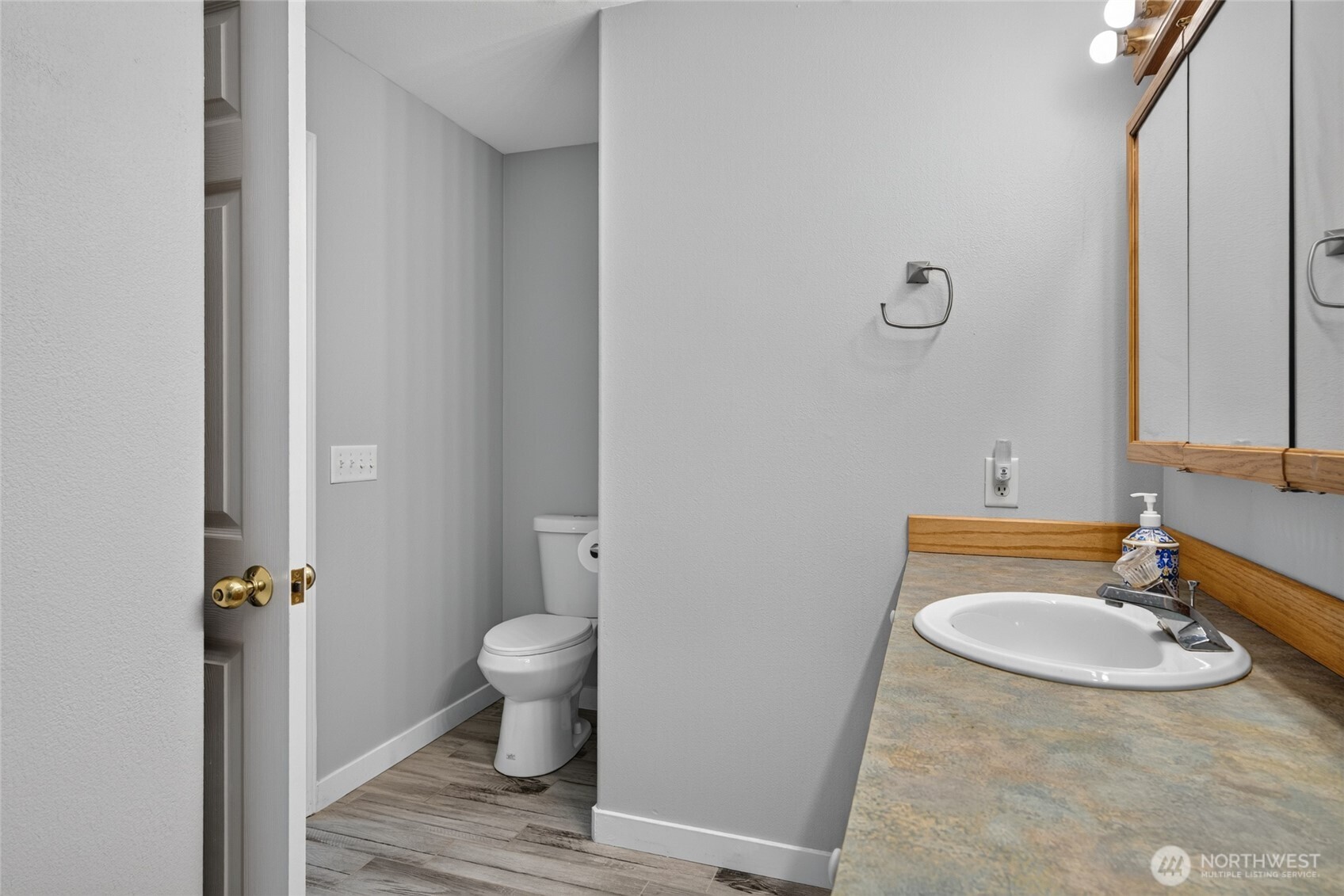 19506 U Place Property Photo 19