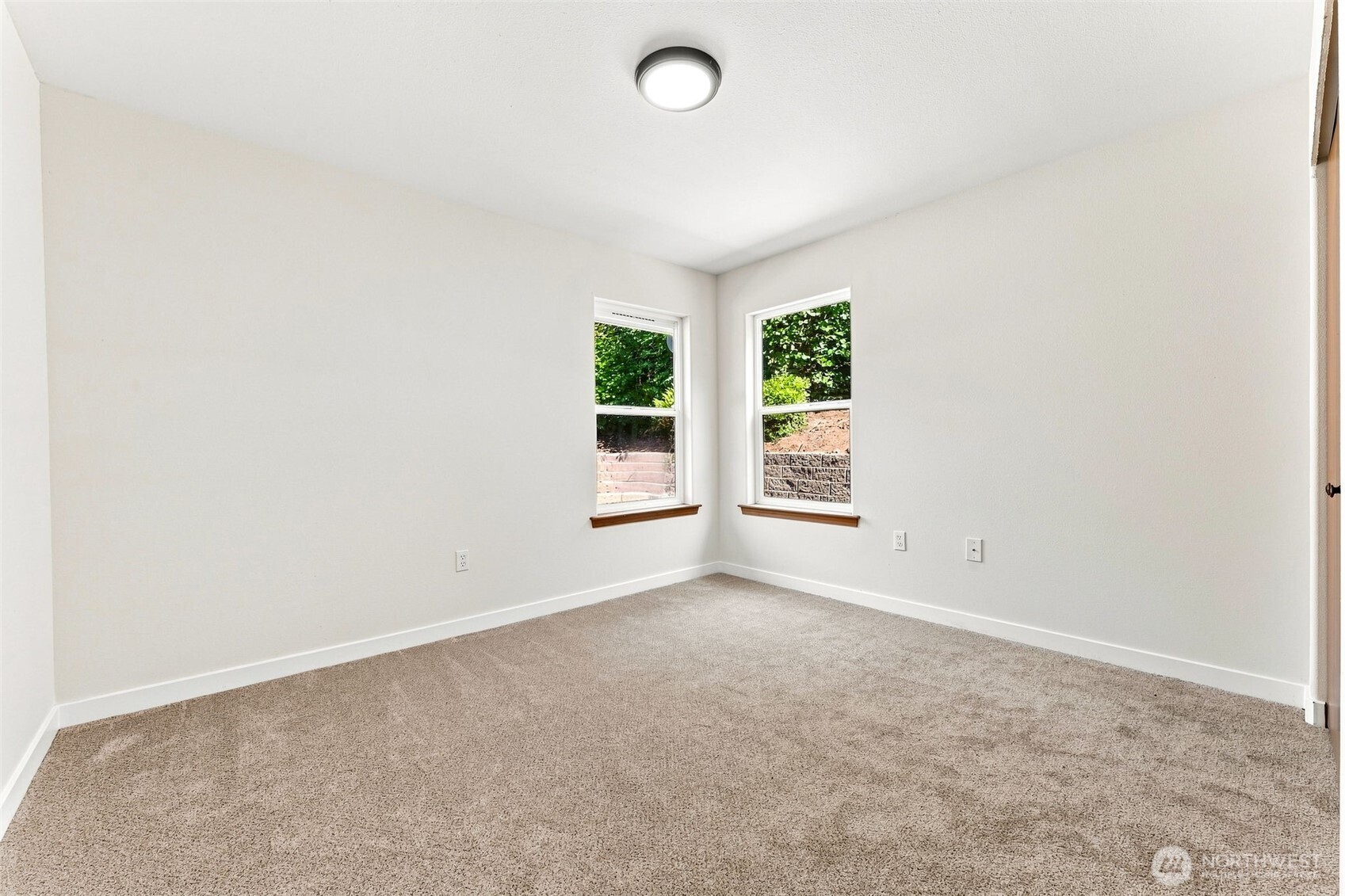 51 E North Bay Place Property Photo 22