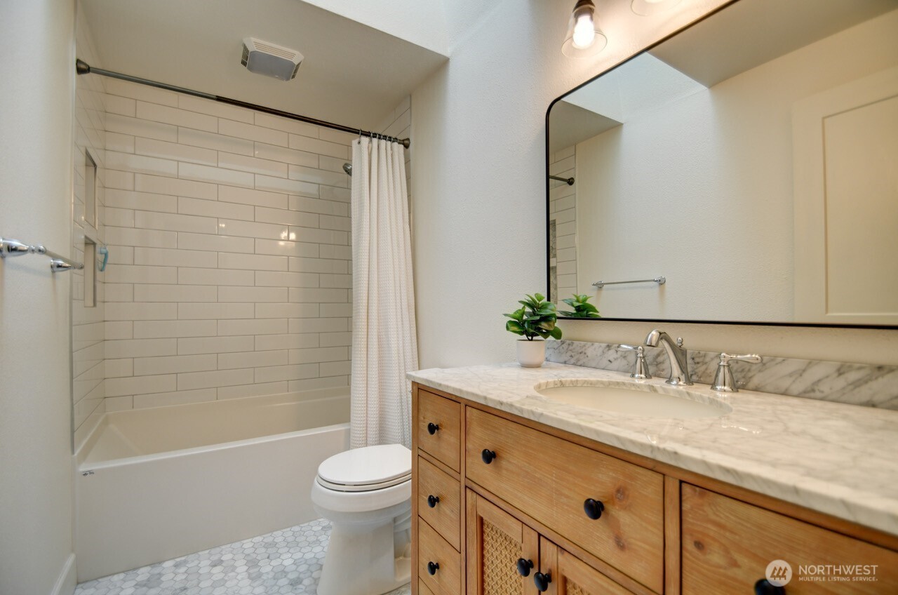 3423 Donnelly Drive Property Photo 15