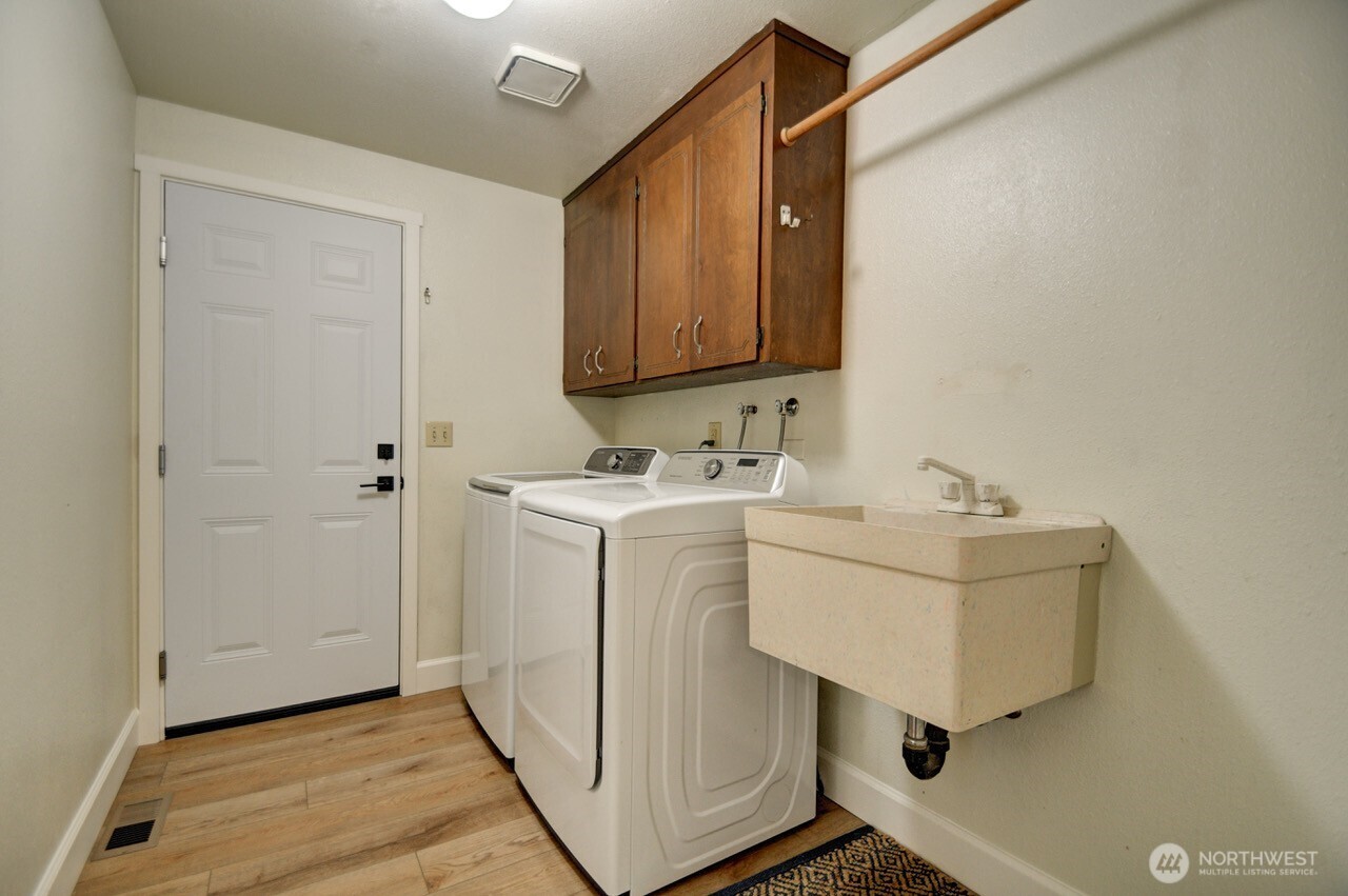 3423 Donnelly Drive Property Photo 28