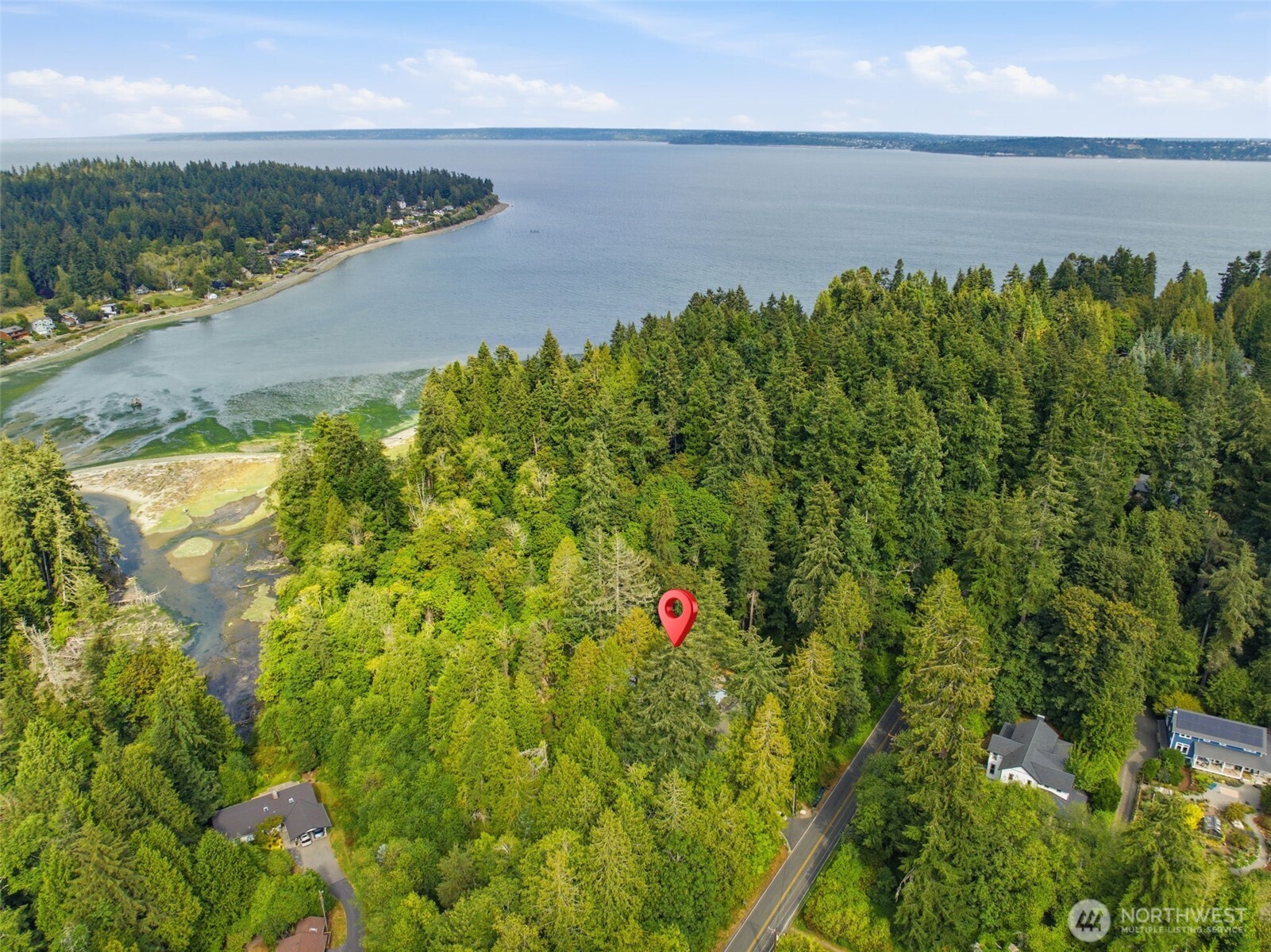 9720 Ne Lofgren Road Property Photo 2