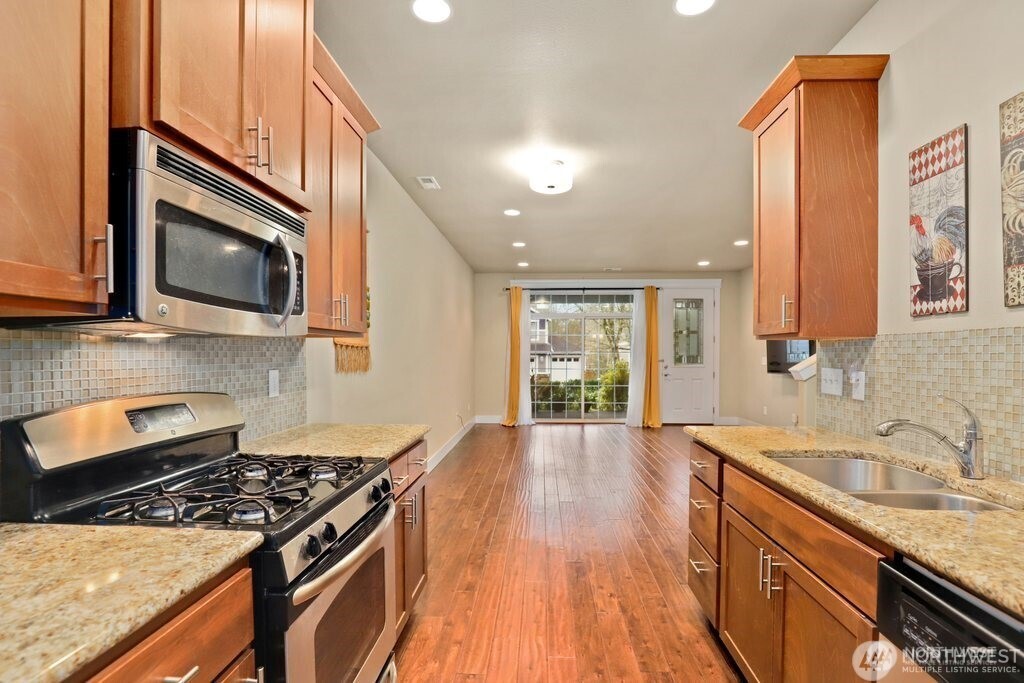 1437 Harvest Avenue Property Photo 8