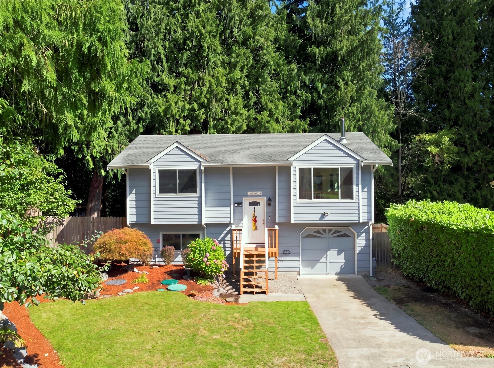 19005 60th Street Property Photo 1