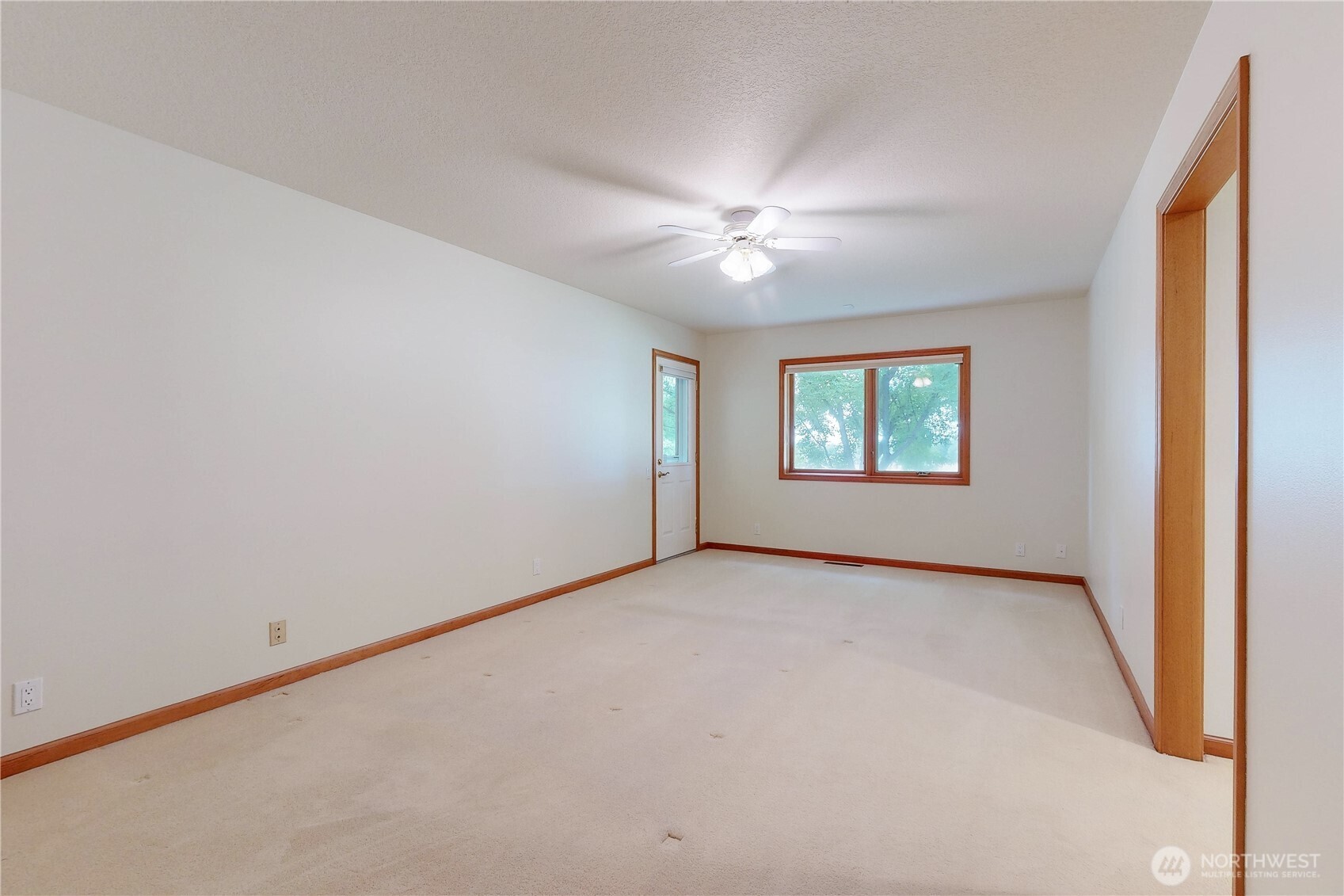 2460 Fairfield Drive Property Photo 16