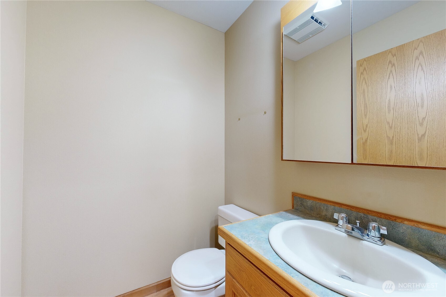 2460 Fairfield Drive Property Photo 24
