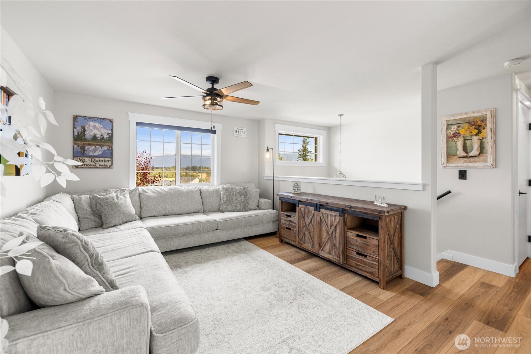 1424 Vecchio Court Property Photo 4