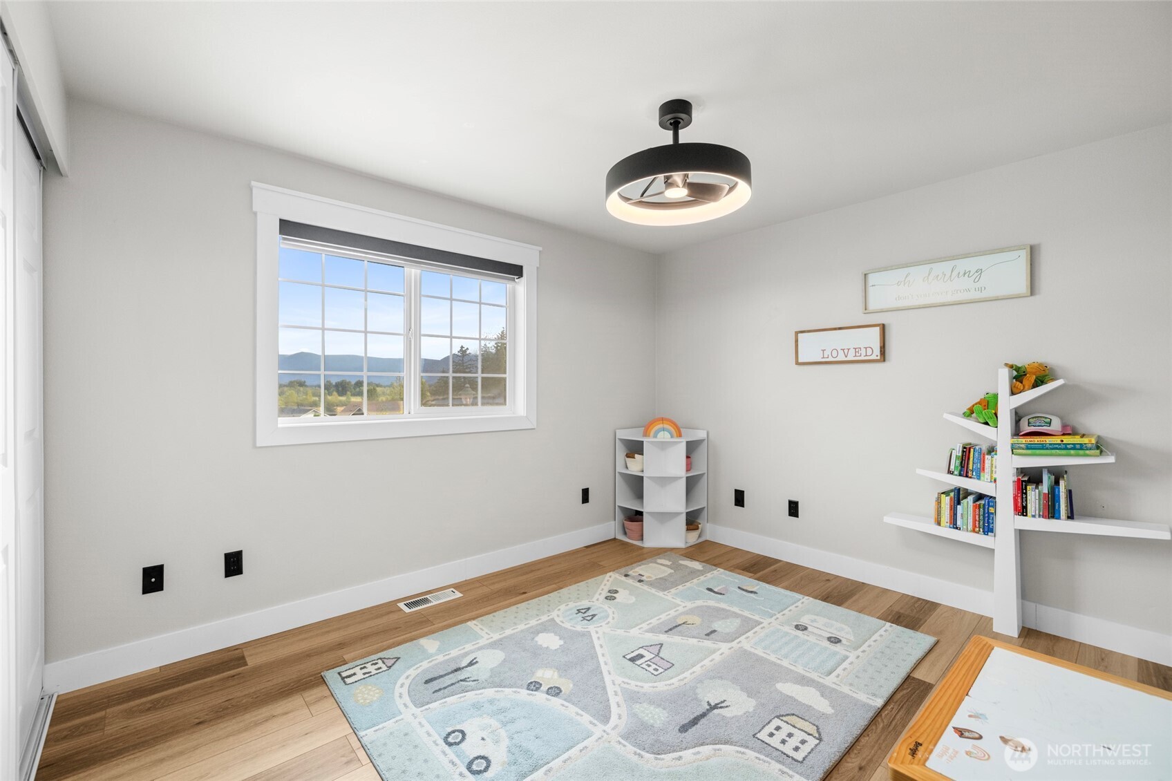 1424 Vecchio Court Property Photo 15