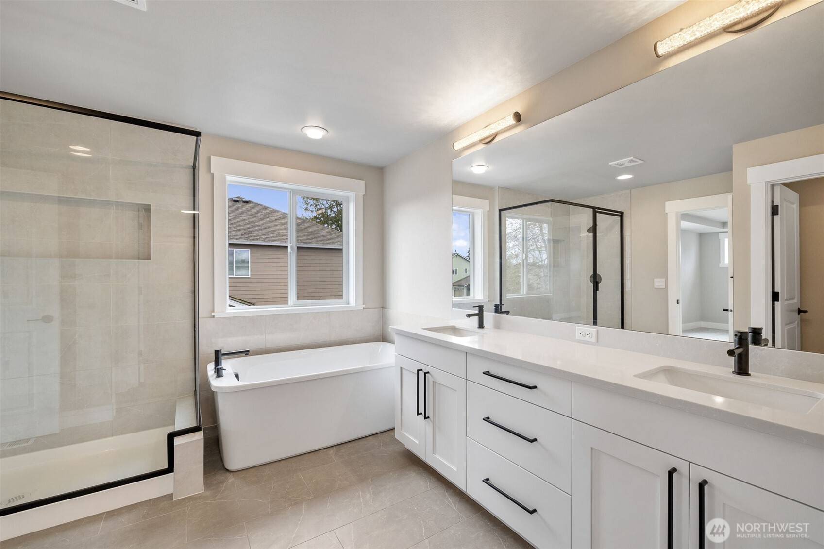 917 183rd Place Property Photo 10