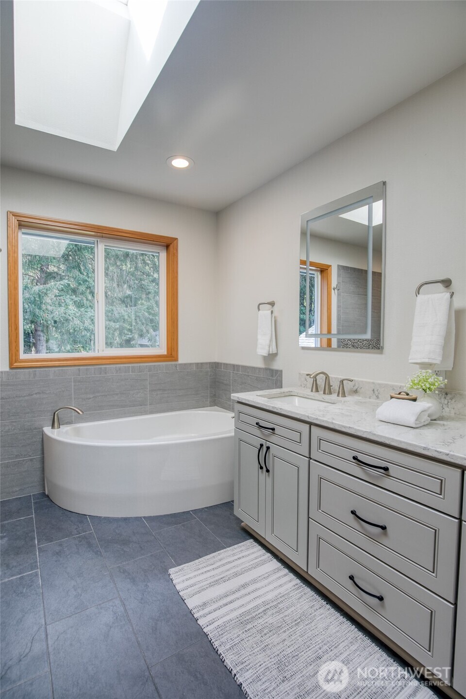 7139 Deerfield Park Drive Property Photo 27