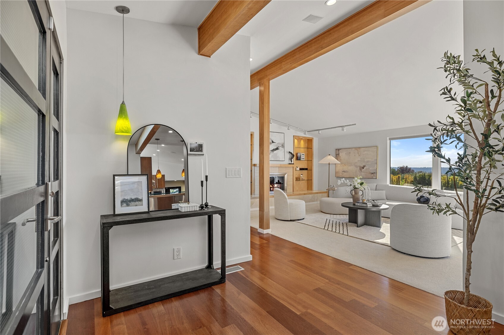 4342 Somerset Boulevard Property Photo 8