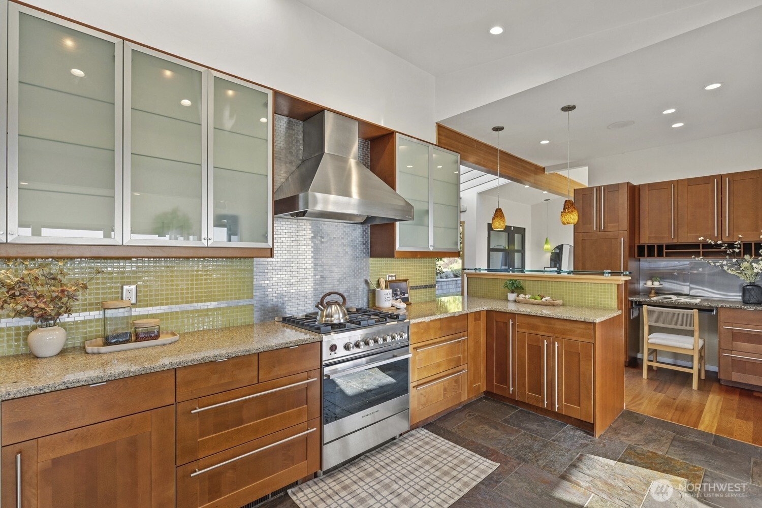 4342 Somerset Boulevard Property Photo 17