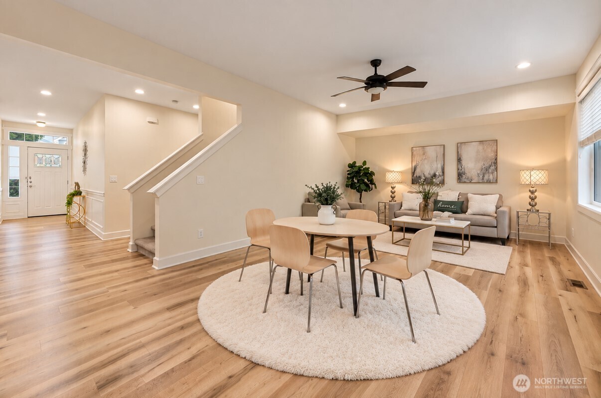22707 72nd Place Property Photo 5