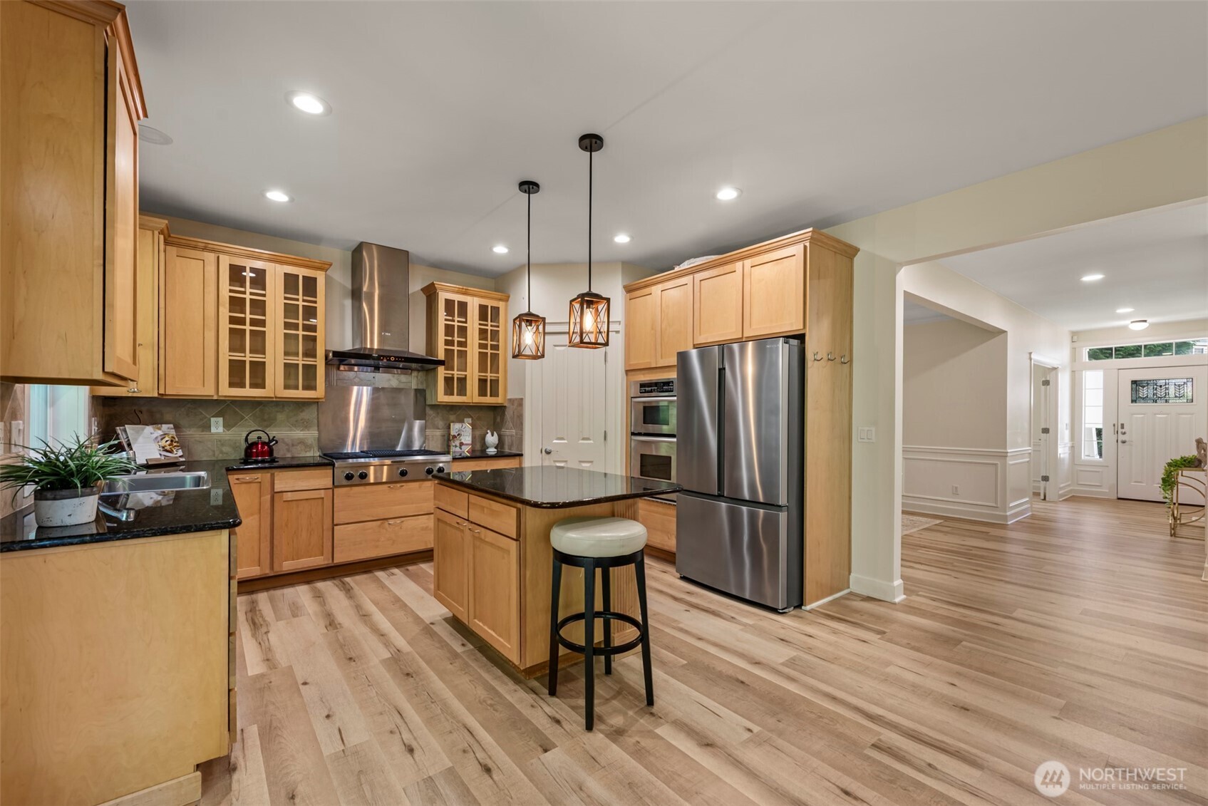 22707 72nd Place Property Photo 7