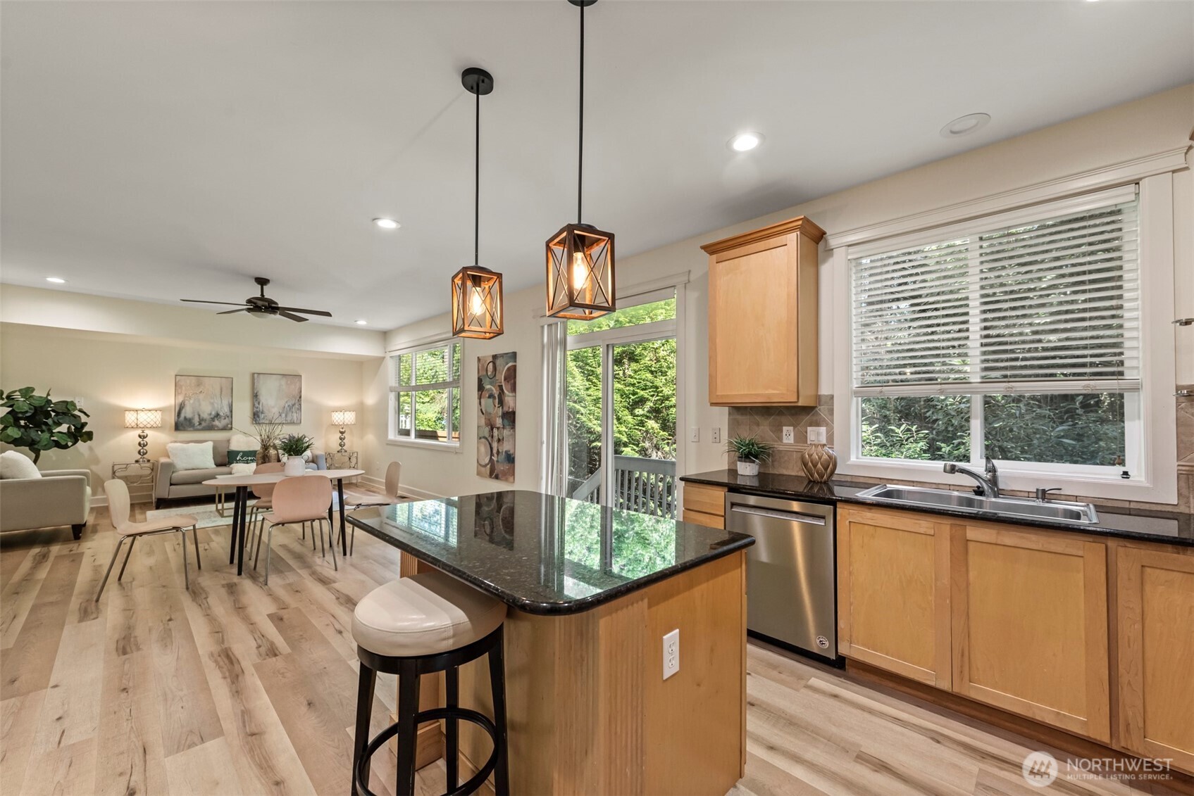 22707 72nd Place Property Photo 9