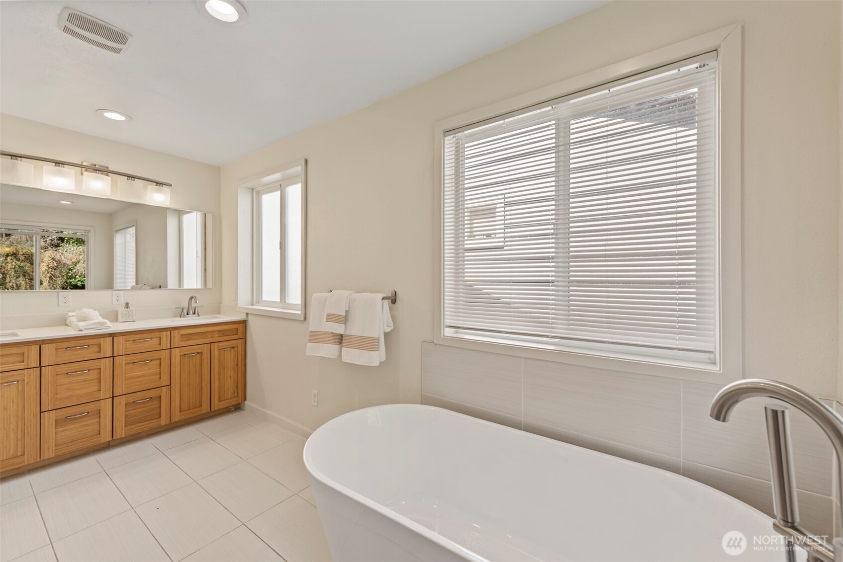 22707 72nd Place Property Photo 15