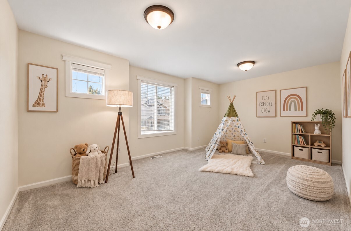 22707 72nd Place Property Photo 16
