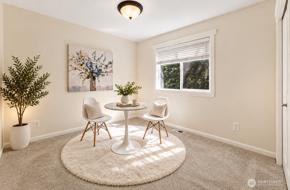 22707 72nd Place Property Photo 17