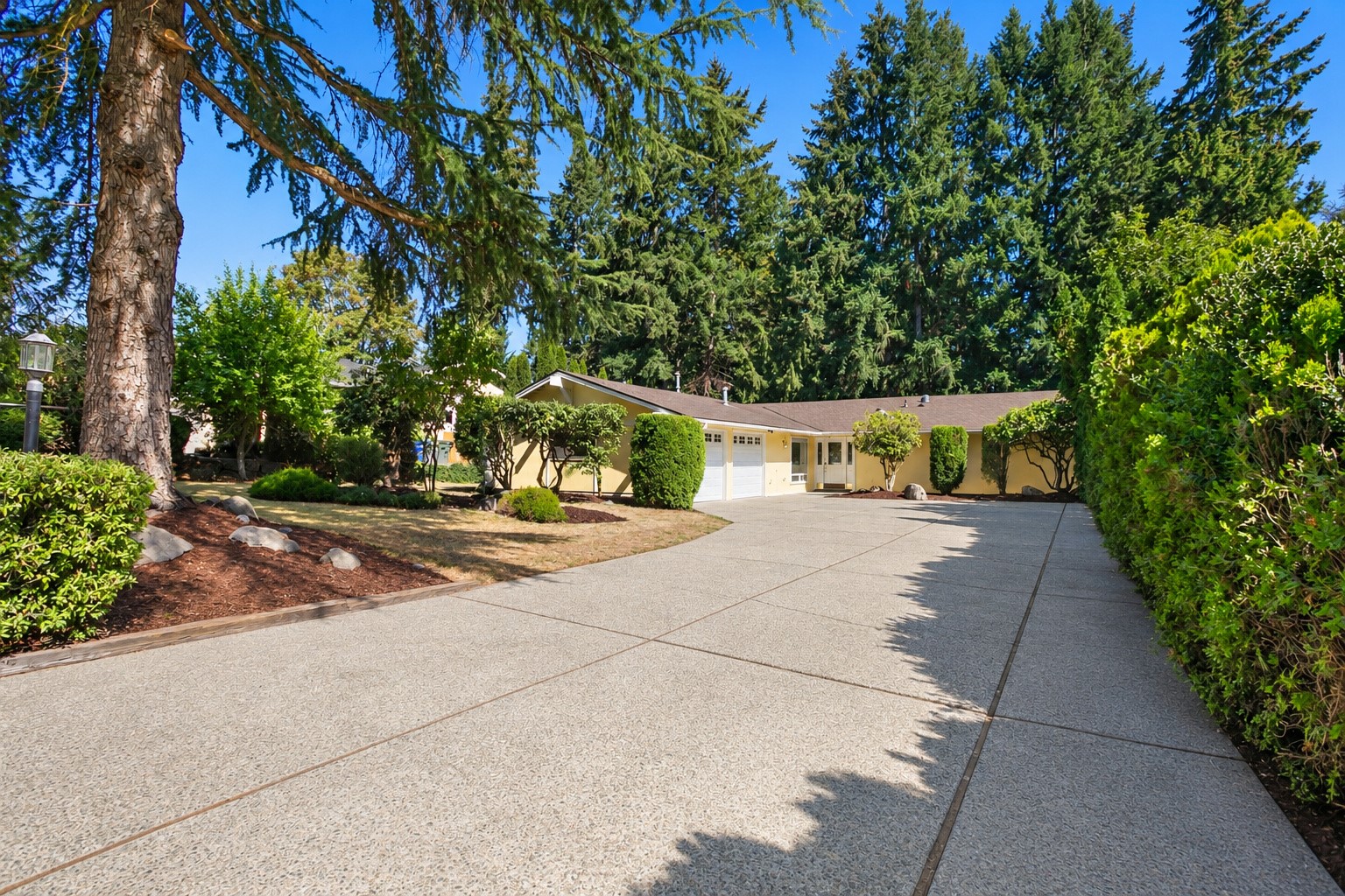 1012 179th Place Property Photo 2