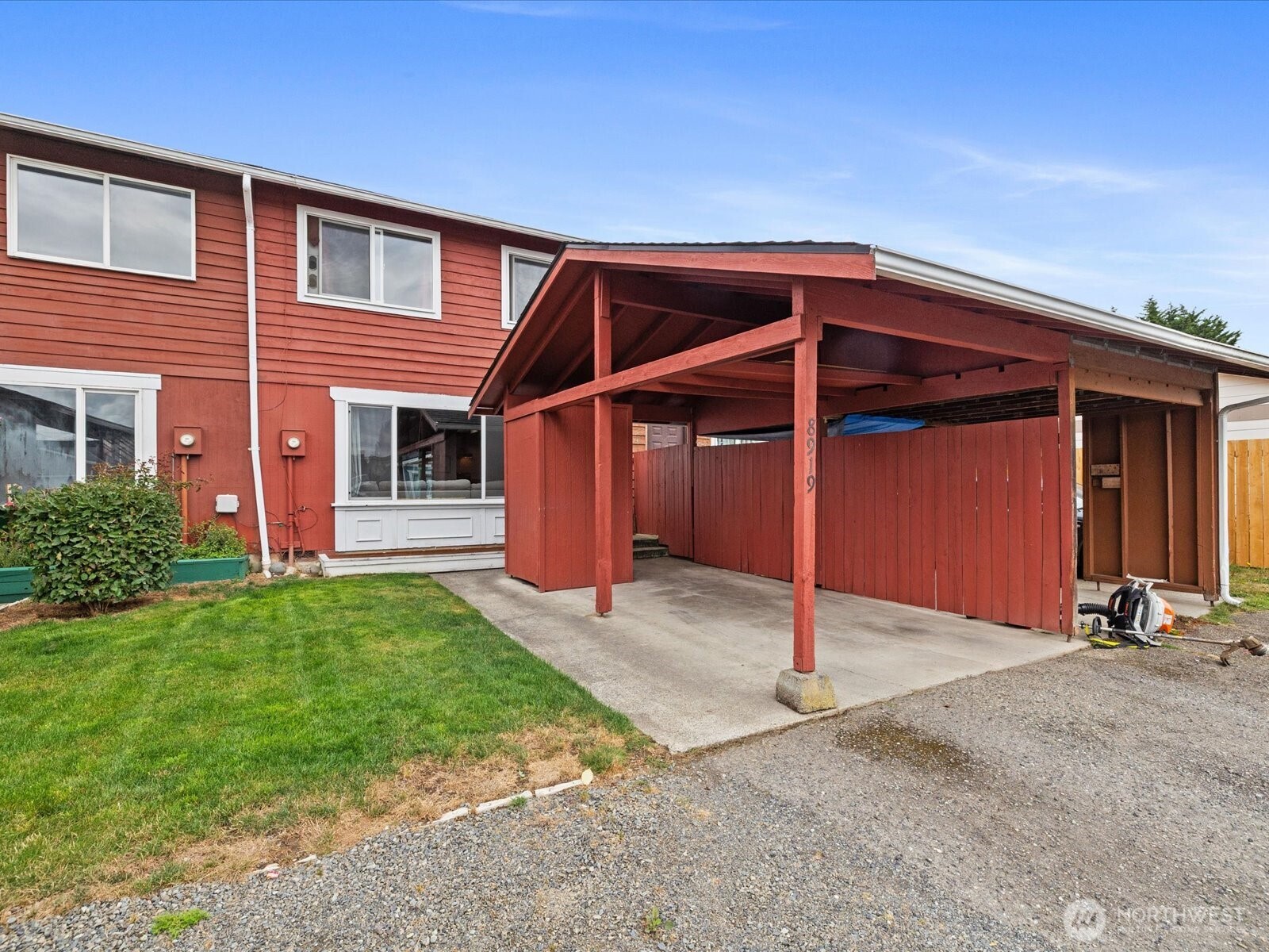 8919 11th Street Property Photo 1
