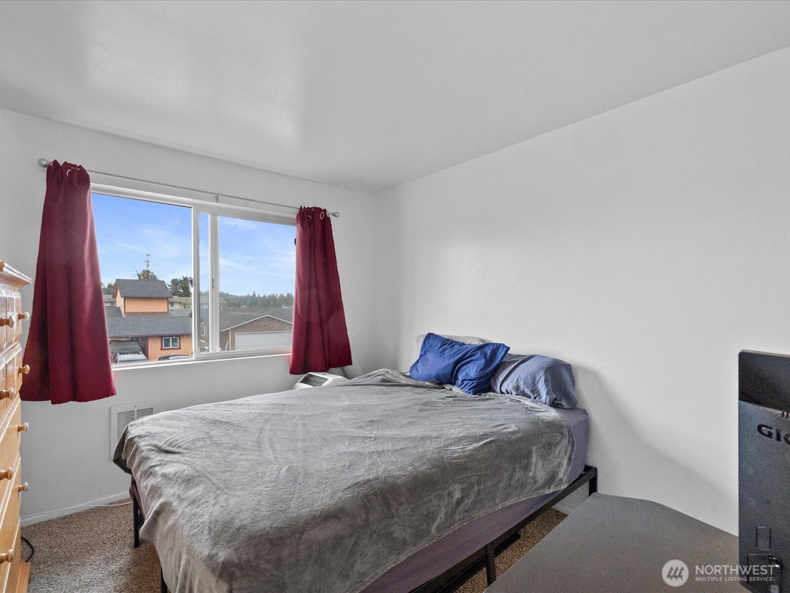 8919 11th Street Property Photo 24
