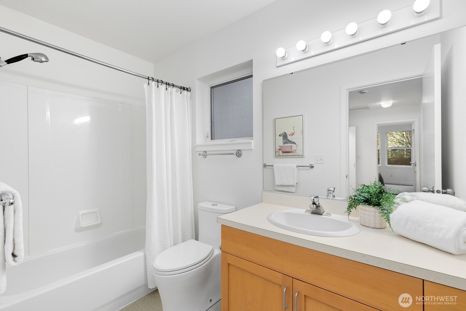 6726 35th Place Property Photo 12