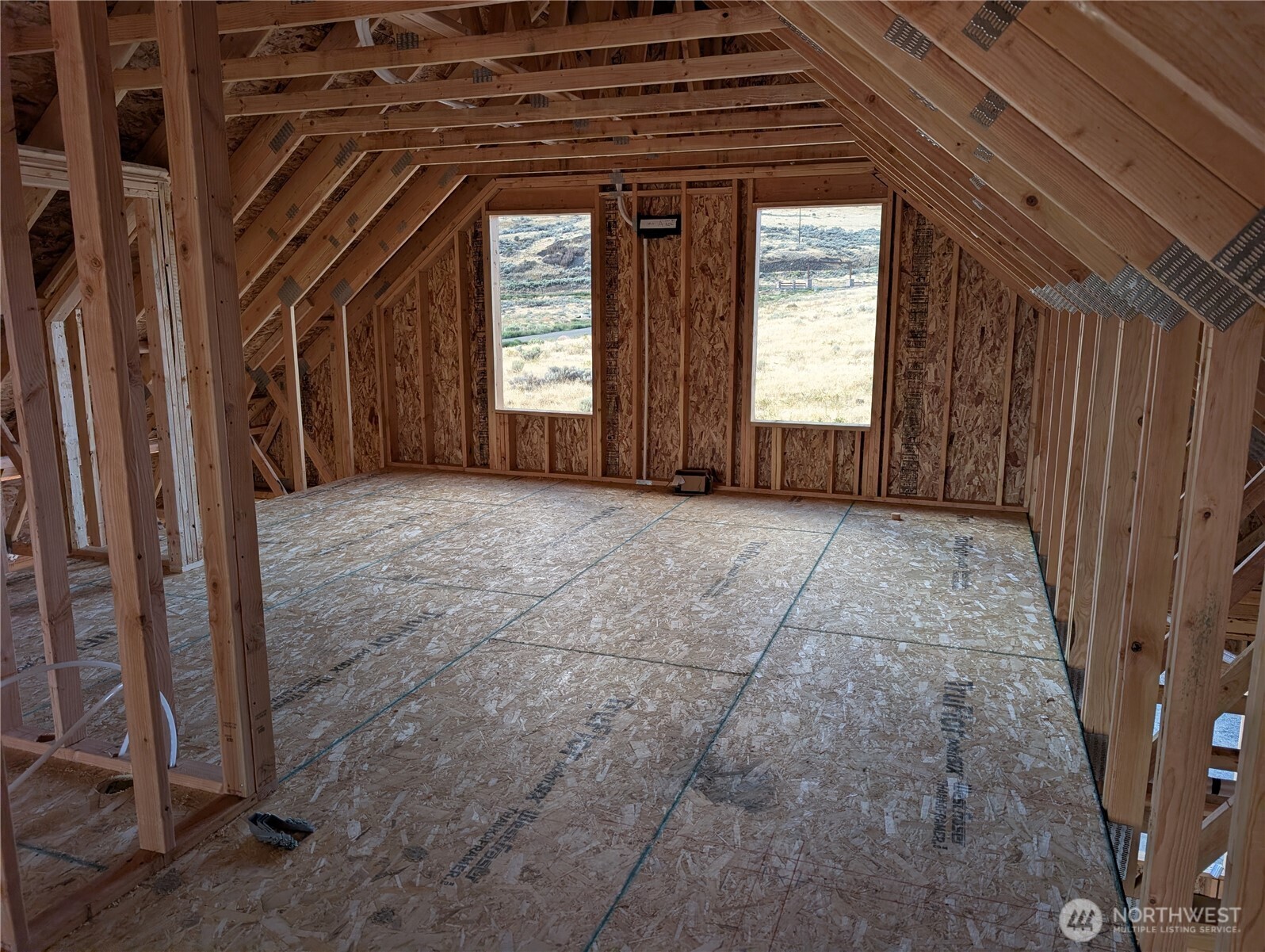 1675 Outer Range Drive Property Photo 8