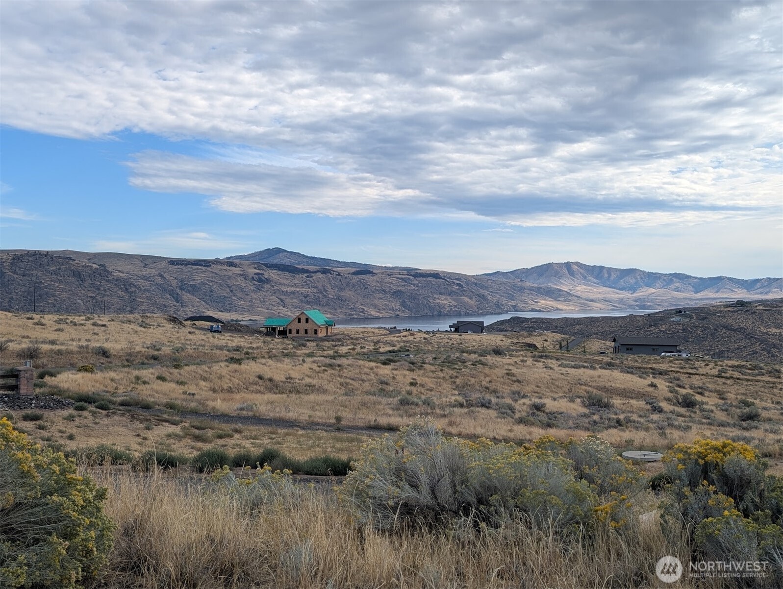 1675 Outer Range Drive Property Photo 18