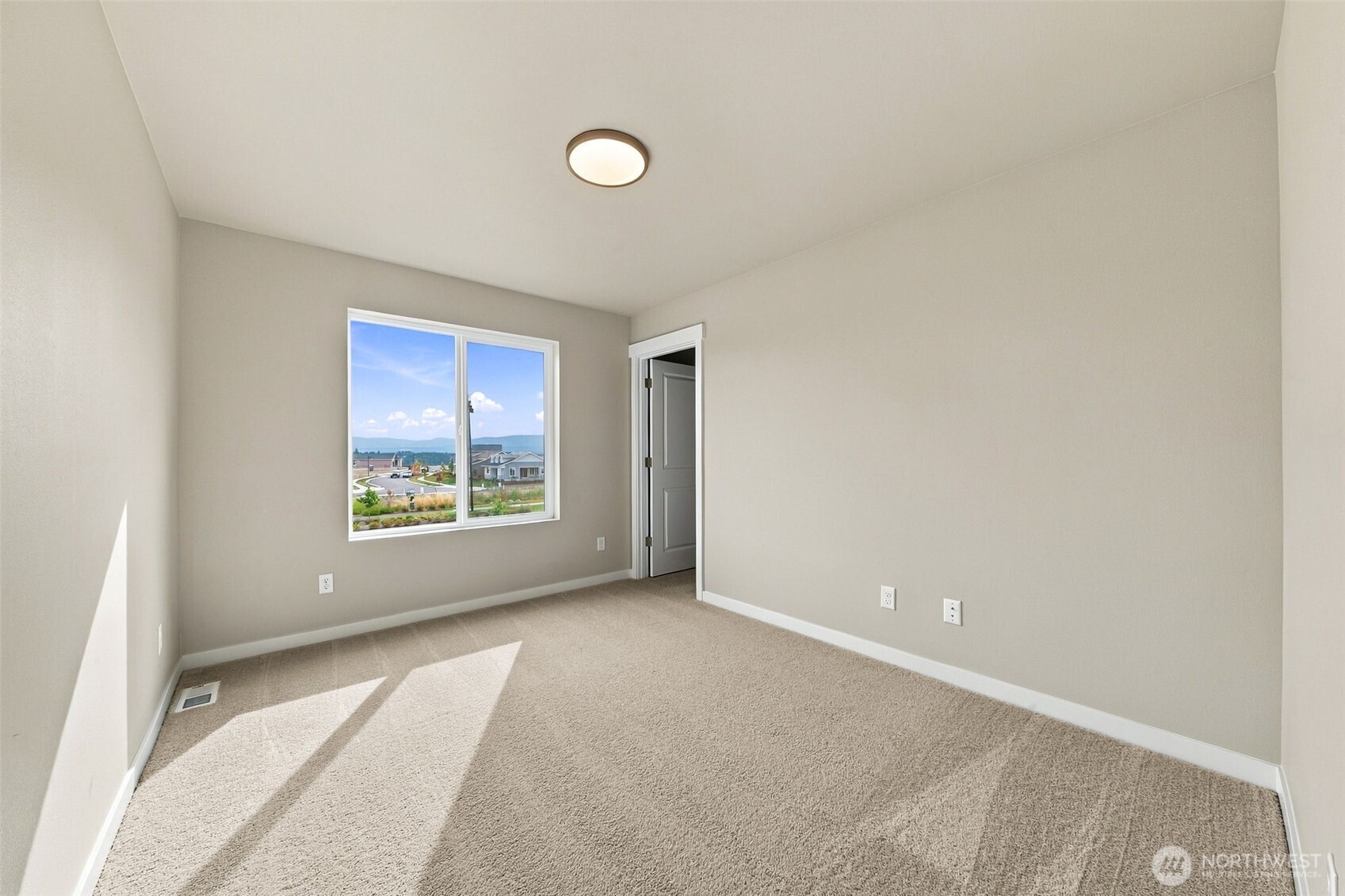 20334 146th Street Ct 703 Property Photo 16