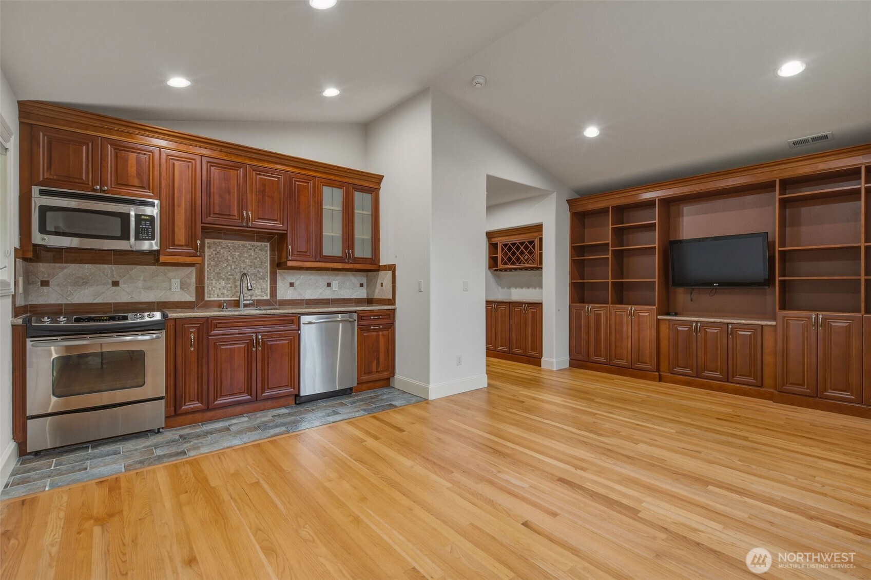 7909 78th Avenue Property Photo 18