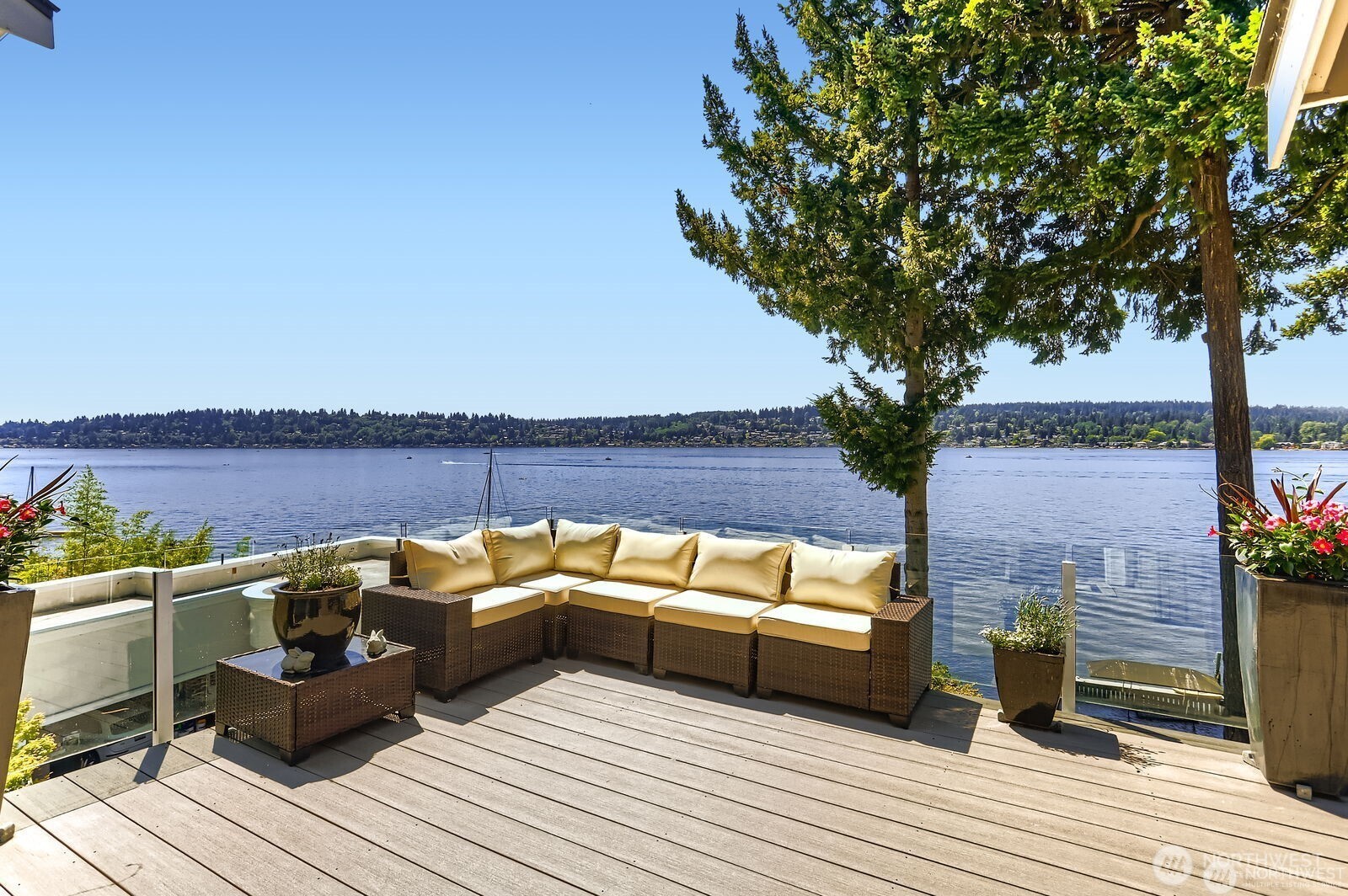 16035 Inglewood Road Property Photo 8