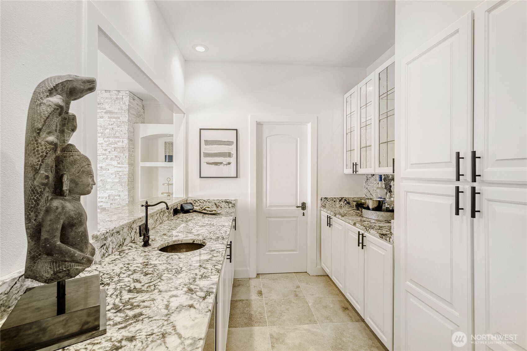 16035 Inglewood Road Property Photo 9