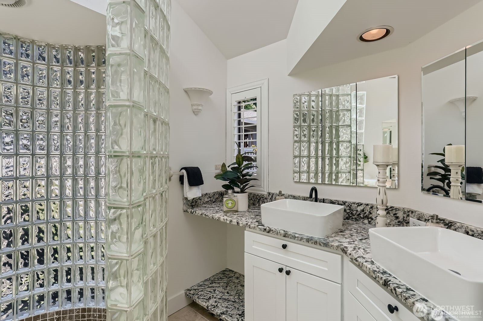 16035 Inglewood Road Property Photo 18