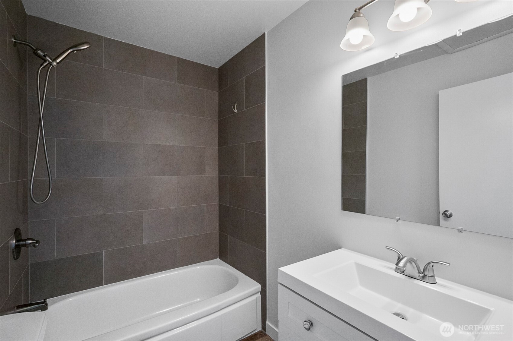 5615 Beverly Ln Property Photo 9