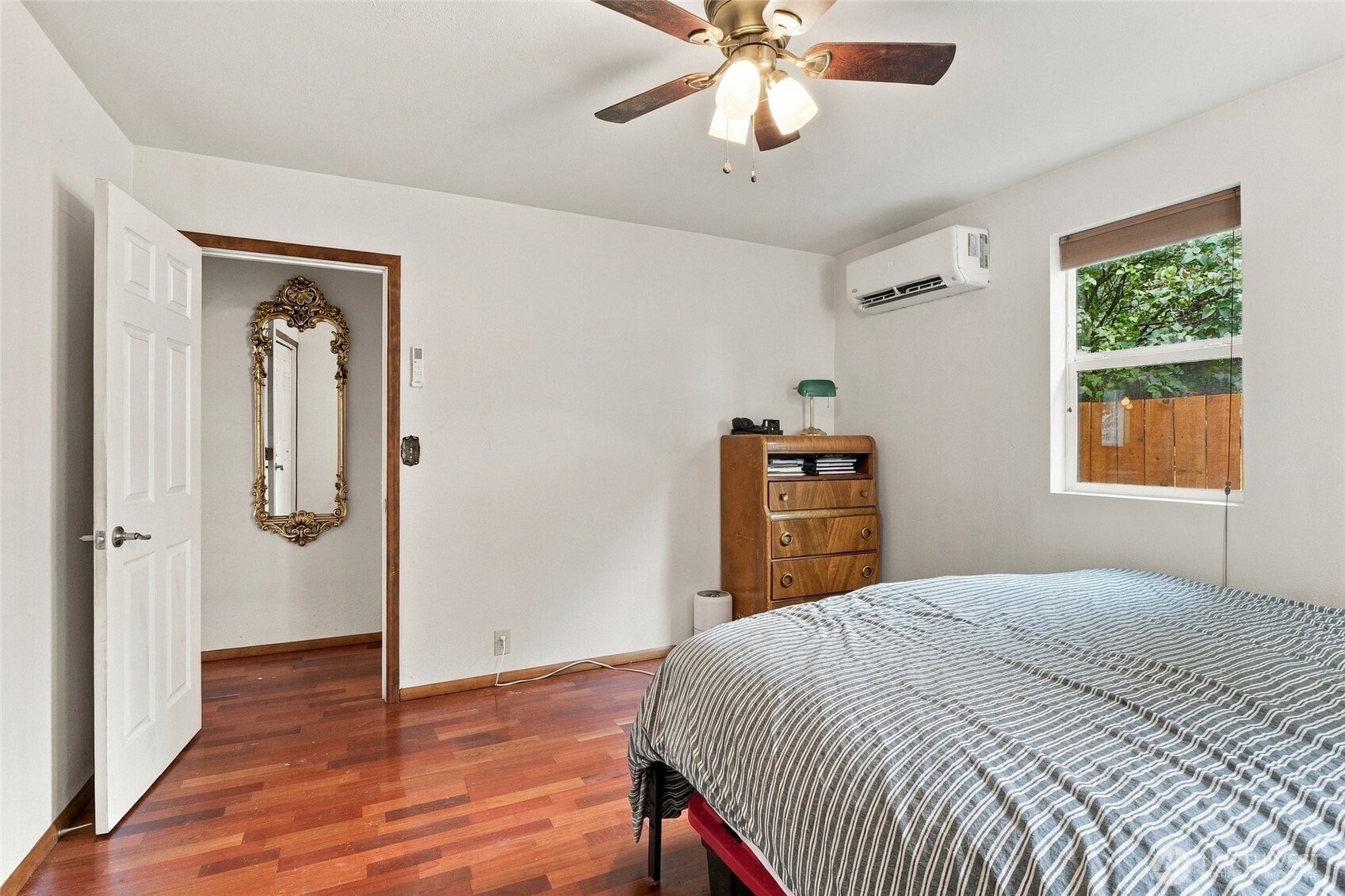 319 Nw C St Property Photo 29