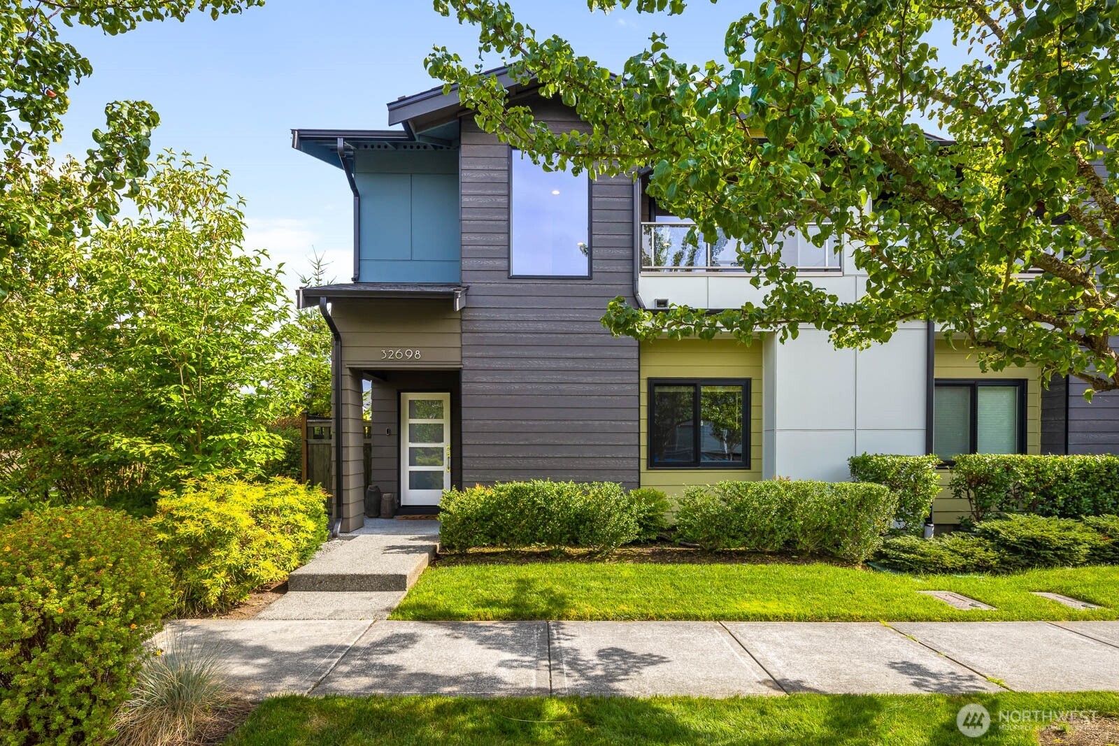 32698 Madrona Avenue Property Photo 2