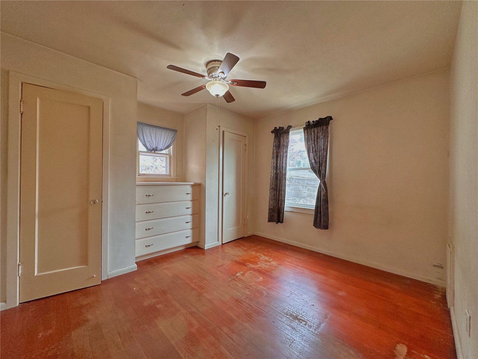 319 E Bartlett Avenue Property Photo 20