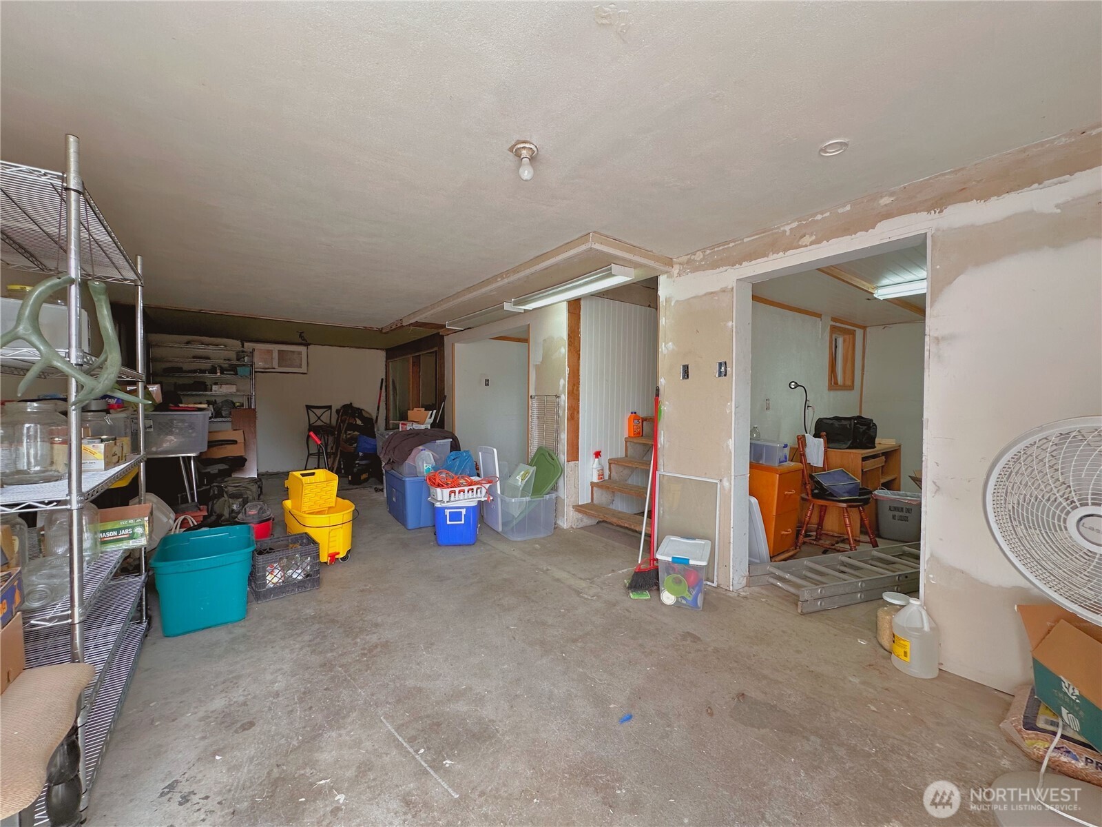 319 E Bartlett Avenue Property Photo 21