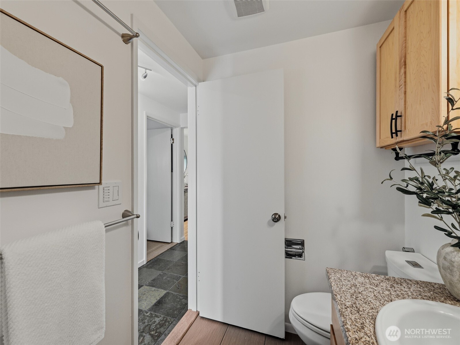 8701 35th Avenue Apt 4 Property Photo 6