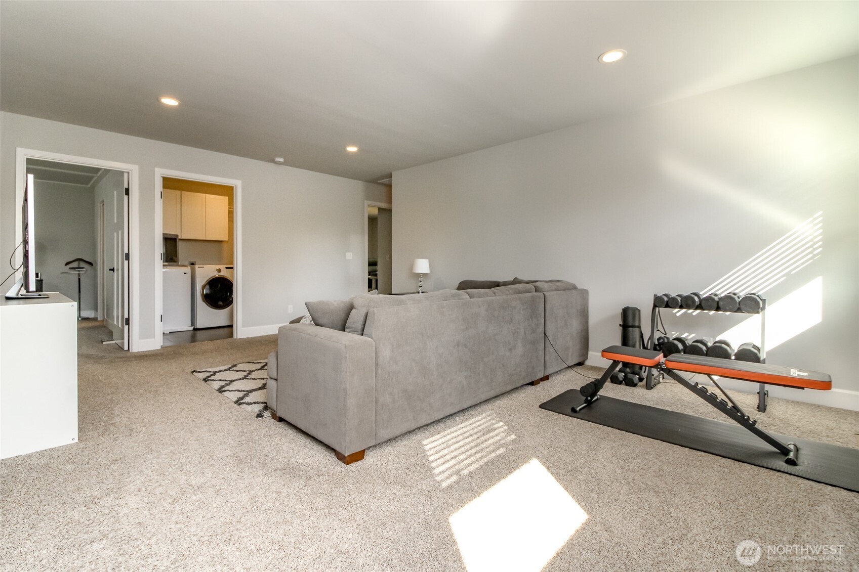 8872 Selbo Peak Place Property Photo 16