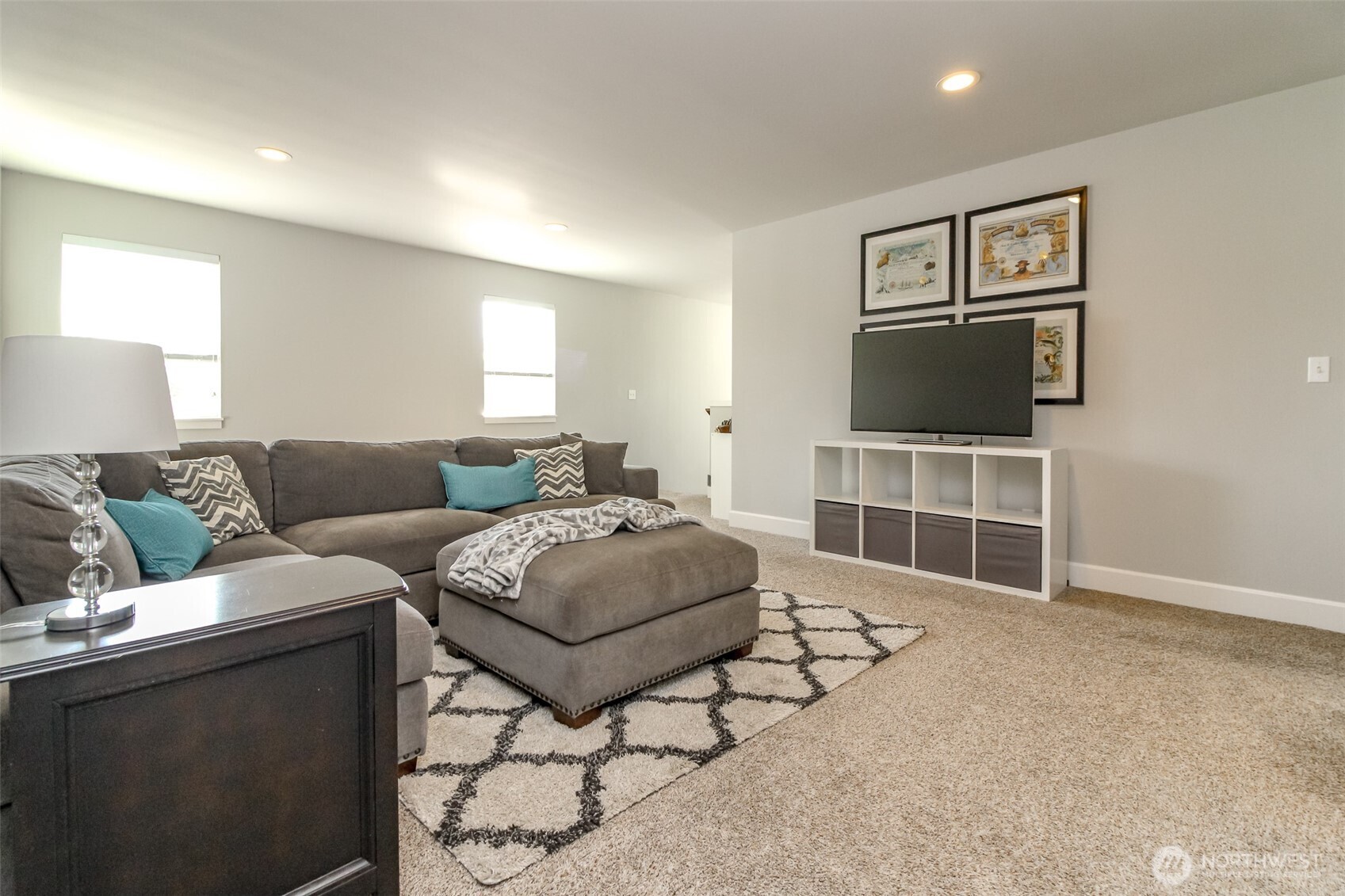 8872 Selbo Peak Place Property Photo 18