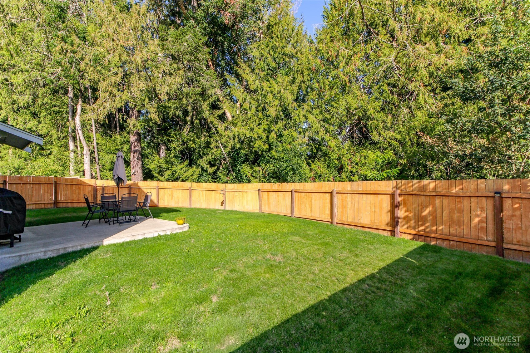 8872 Selbo Peak Place Property Photo 37