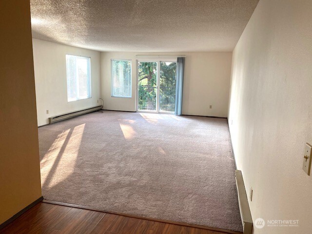 11249 Greenwood Avenue Property Photo 7