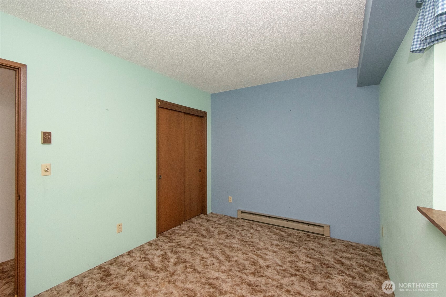 1008 E 9th Street Property Photo 26