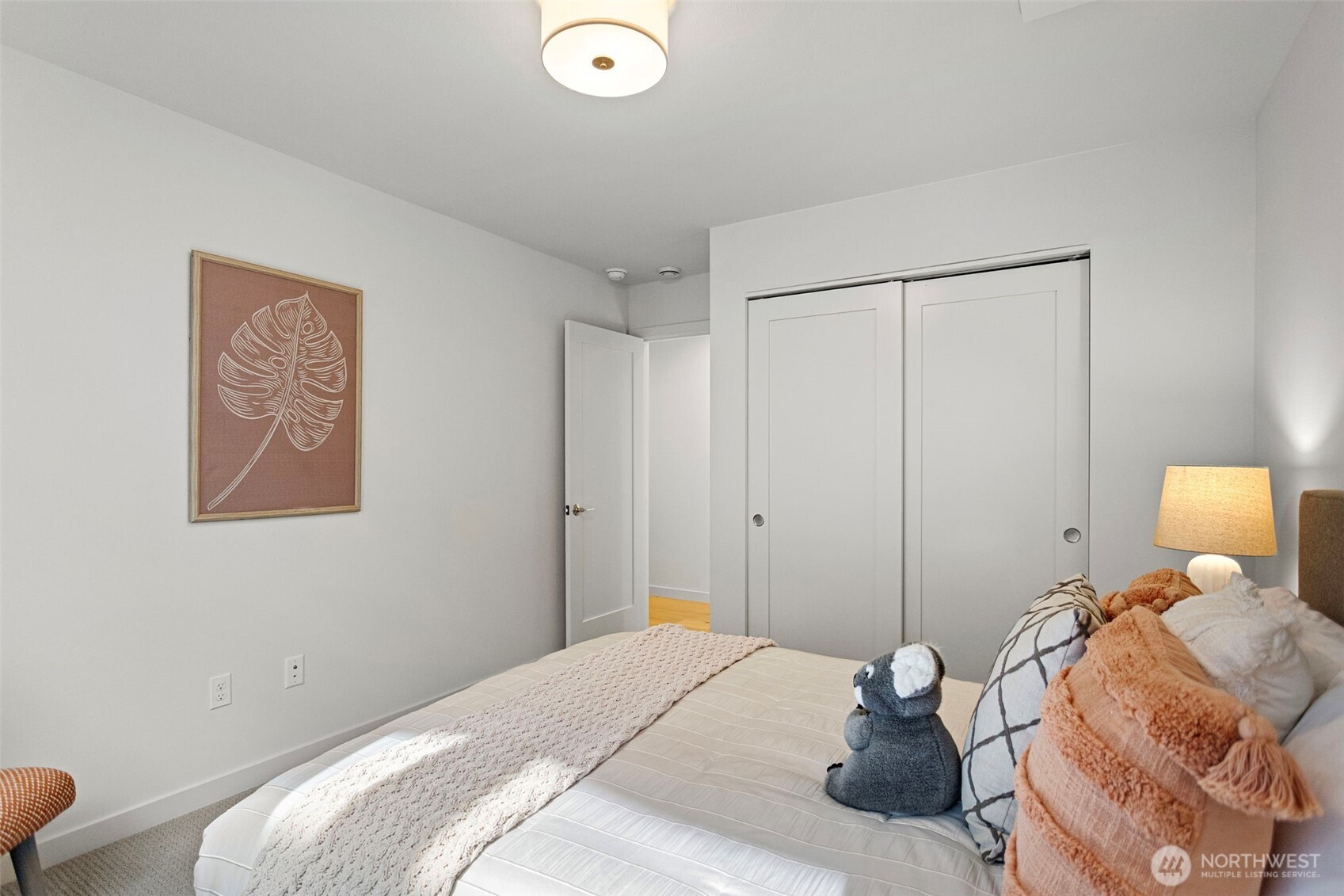 8039 Wallingford Avenue Property Photo 22