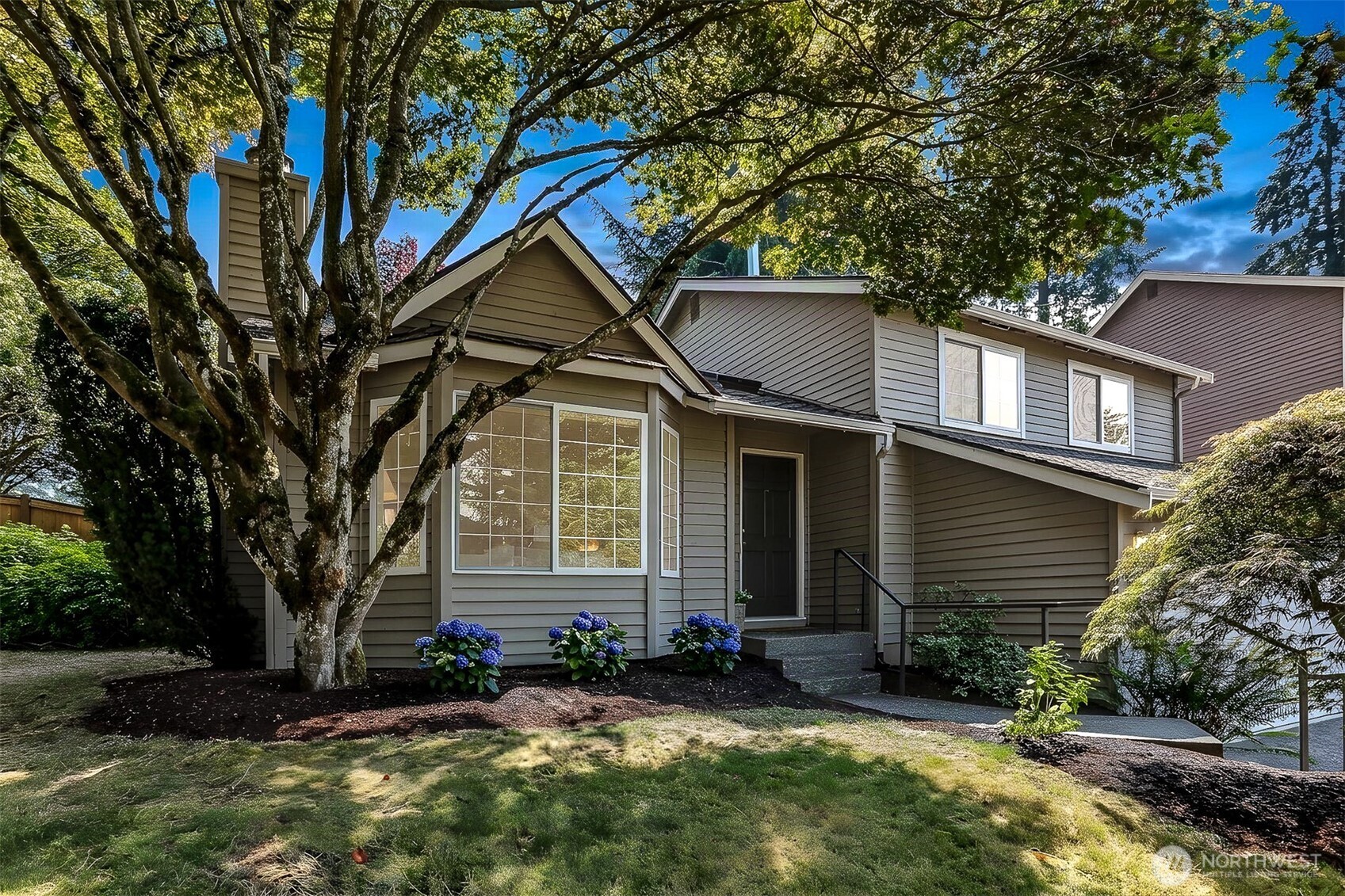 14855 Se 10th Place Property Photo 1