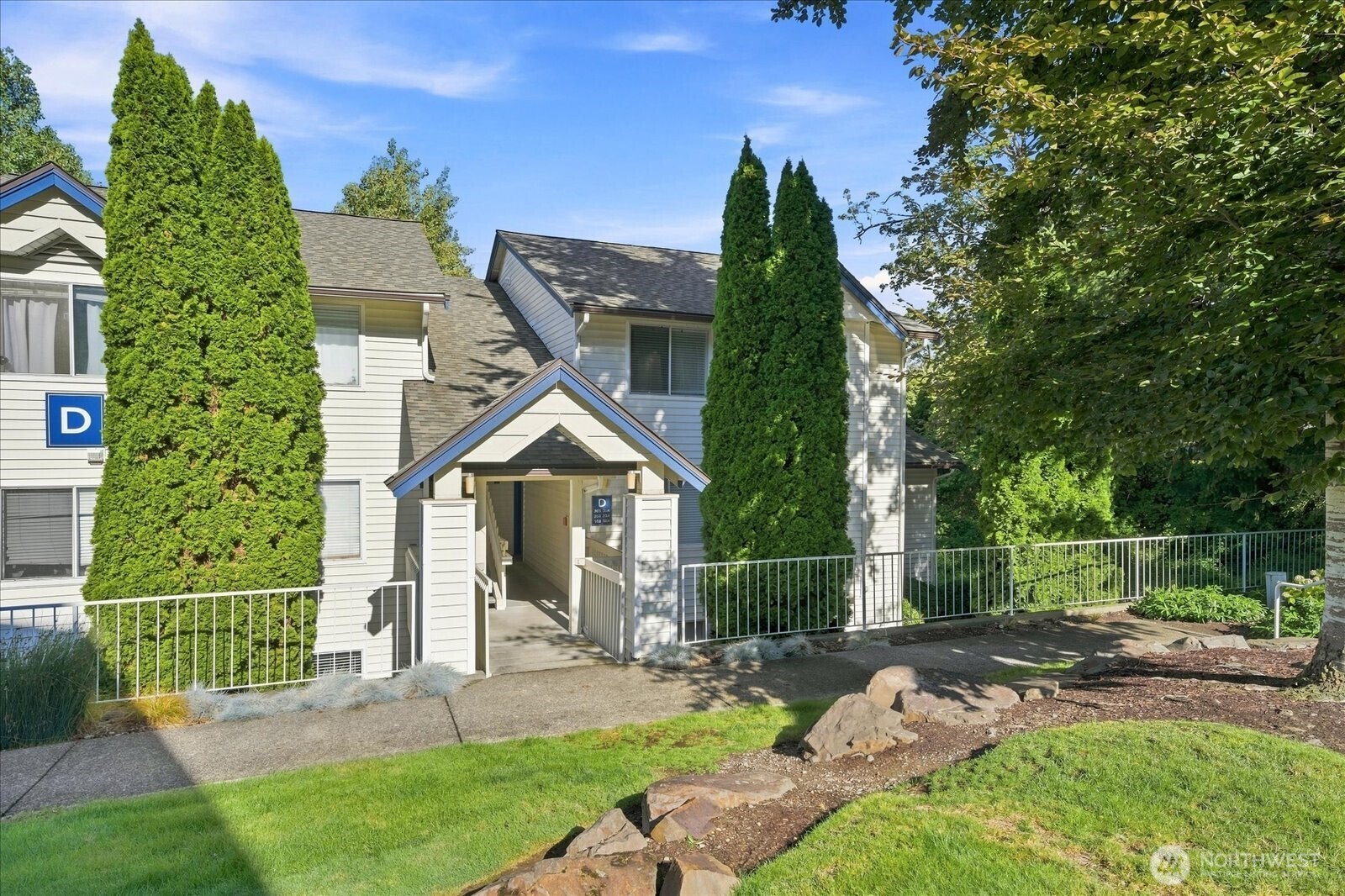 5000 Lake Washington Boulevard D304 Property Photo 2