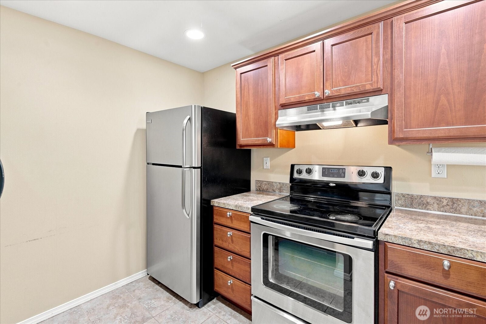 5000 Lake Washington Boulevard D304 Property Photo 8