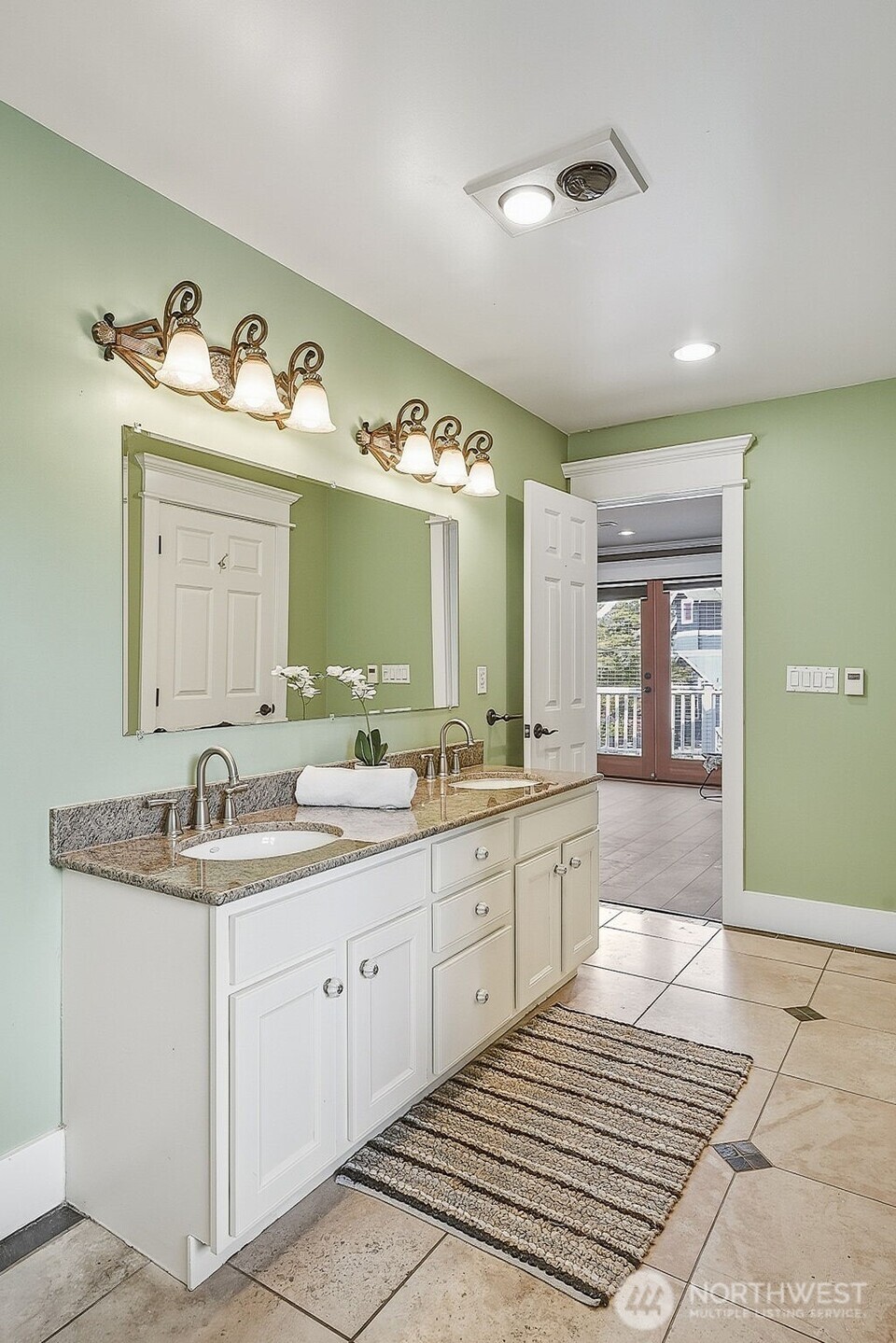 5728 Woodlawn Avenue Property Photo 21